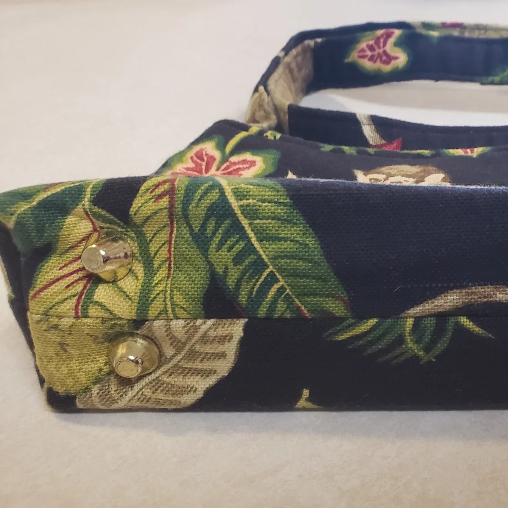 Handmade Jungle/Monkey Crossbody Purse ☆ Bottom Studs ☆ Canvas ☆ Quality - Picture 5 of 7